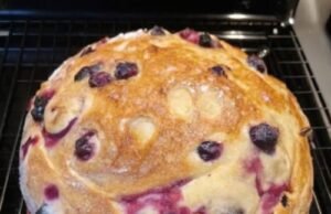Blueberry Lemon Cream Cheese Sourdough Bread Recipe – Sweet, Tangy, and Irresistibly Soft