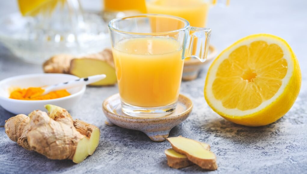 3-Ingredient Ginger Lemon Water 3-Ingredient Ginger Lemon Water